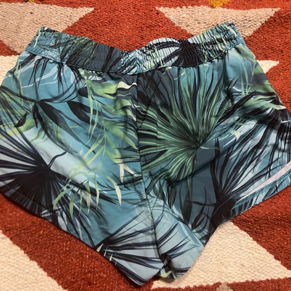 DSG athletic shorts - Picture 2 of 2